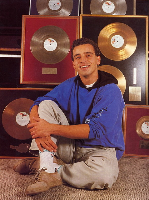 photo eros-ramazzotti-1986-03.jpg