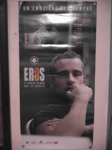 photo 200_poster-emozione.jpg