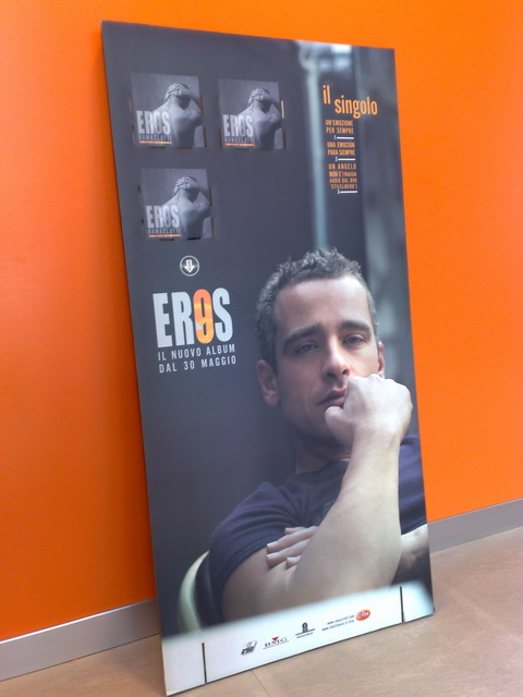 photo expo_large_2003.jpg