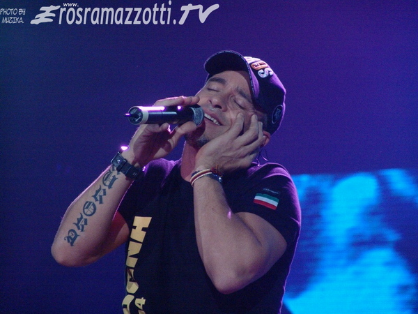 photo eros-ramazzotti-tattoo-aurora.jpg