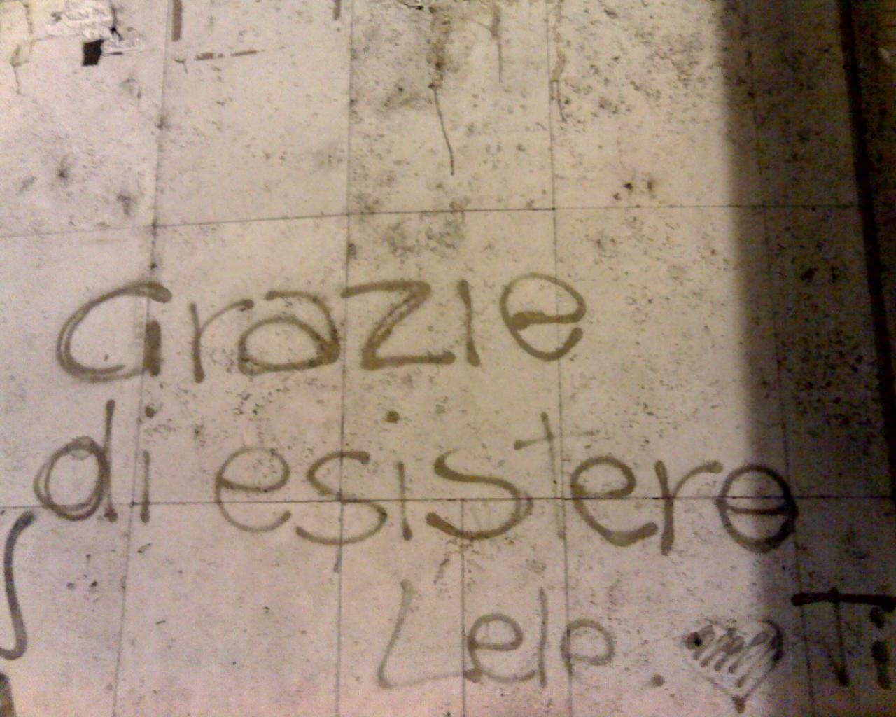 photo 18-05-07_GRAZIE-DI-ESISTERE!L.GO-tEVERE-fLAMINIO.jpg