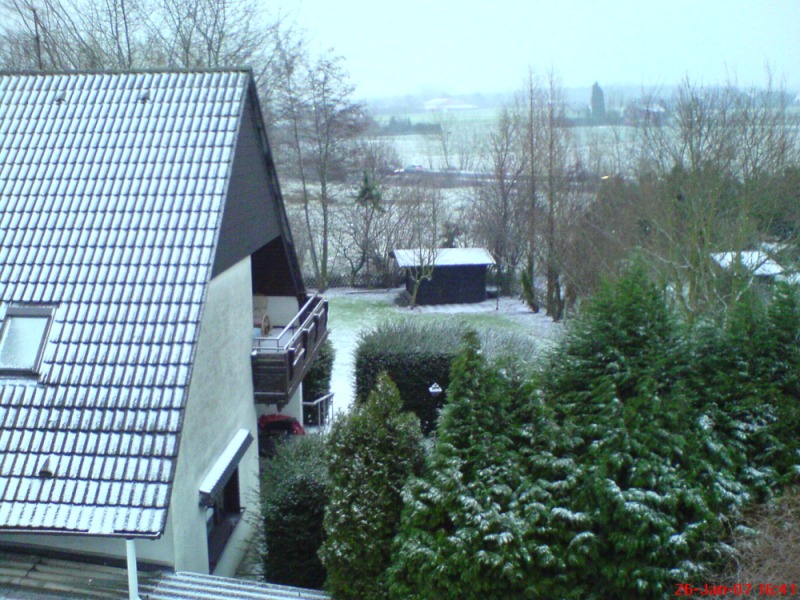 photo Schnee_Fenster.JPG