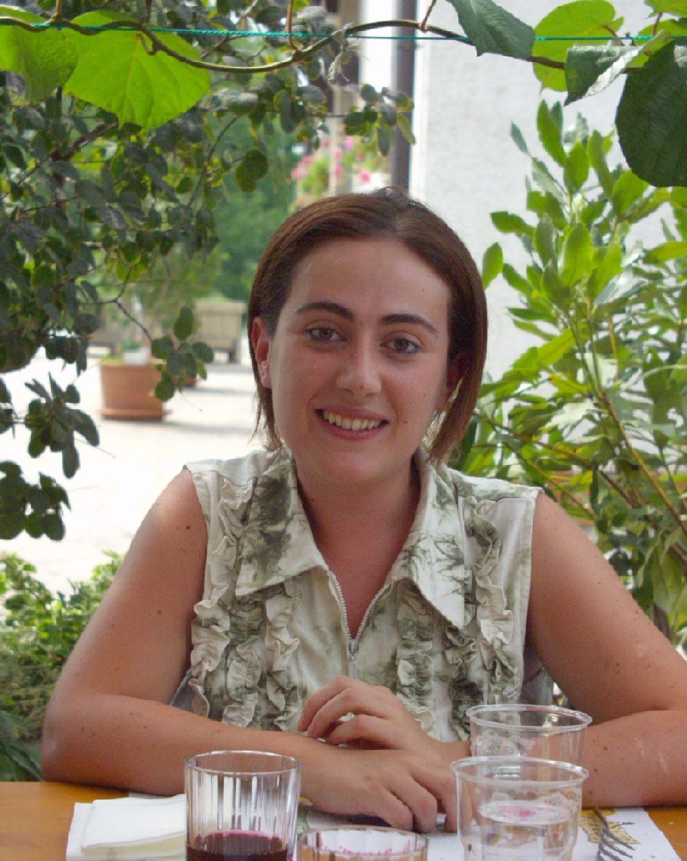 photo 2-Laura.JPG