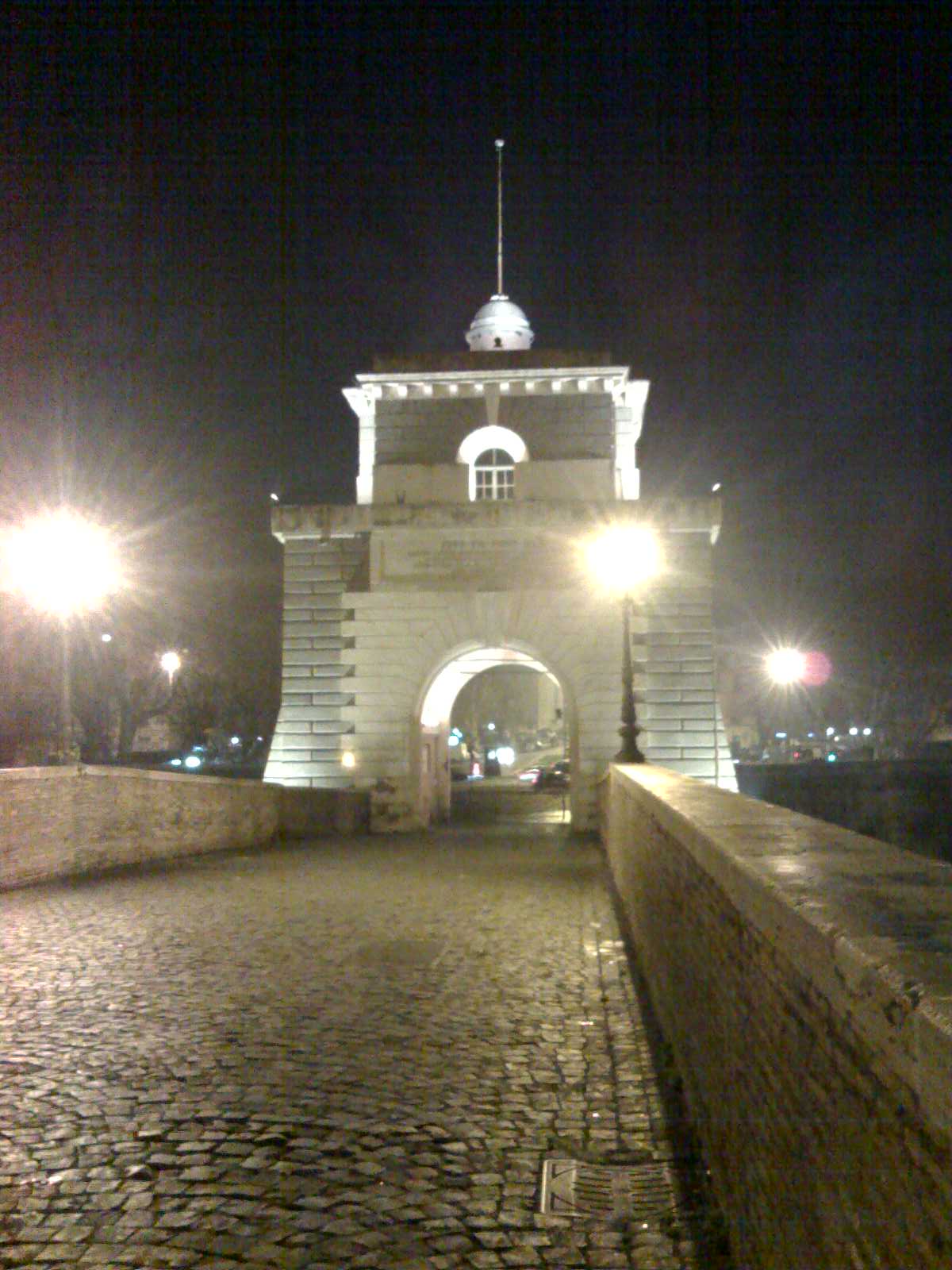 photo 02-02-07_PONTE_MILVIO_torretta.jpg