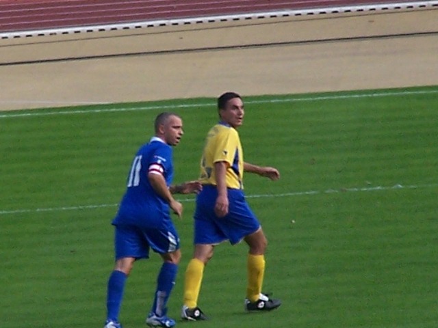 photo b24.JPG