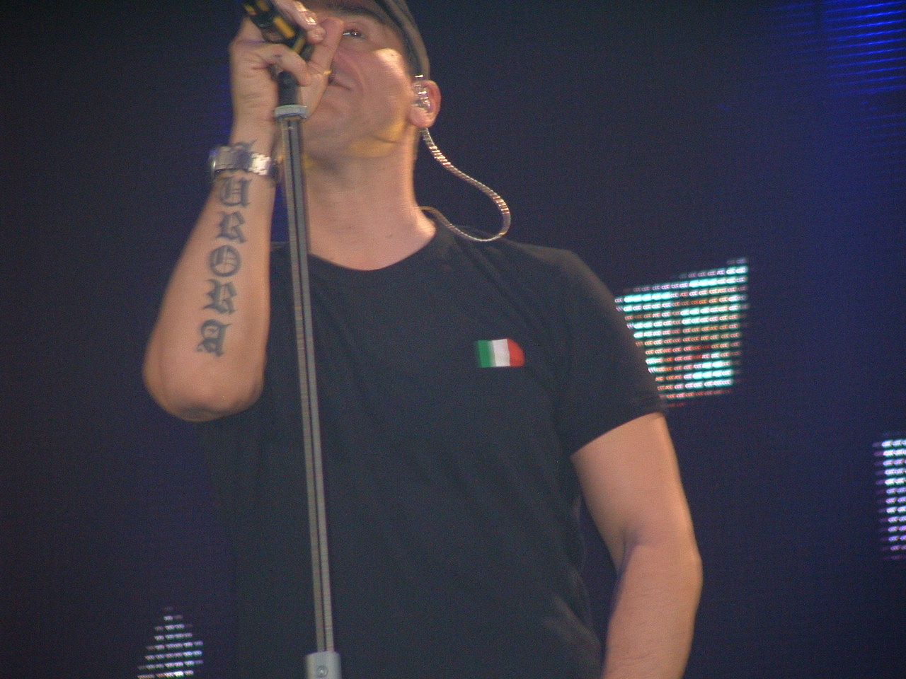 photo EROS-LIVORNO-30.05.06-(110).jpg