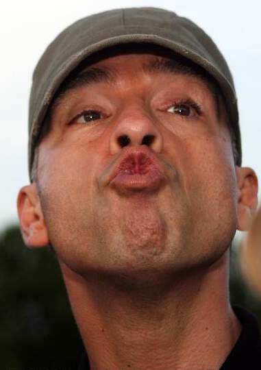 photo kiss.jpg