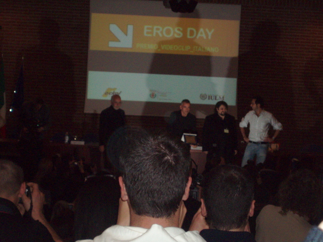 photo Erosday,-Milano,-20.november-07-0381.jpg