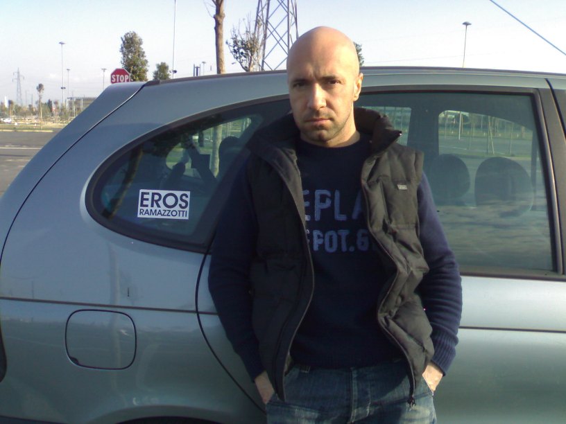 photo alex-macchina-adesivoEros.jpg