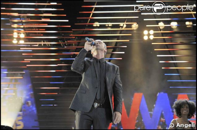 photo 228046-eros-ramazzotti-au-wind-music-awards-637x0-3.jpg