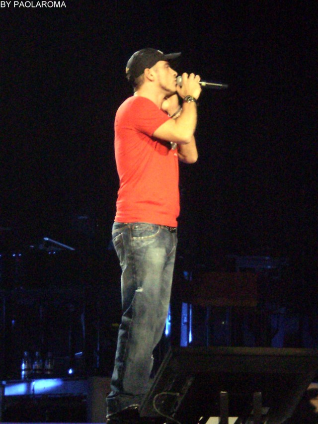 photo pb220222-2.jpg