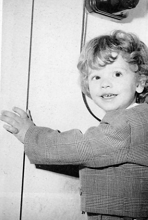 photo EROS-DA-BAMBINO.jpg