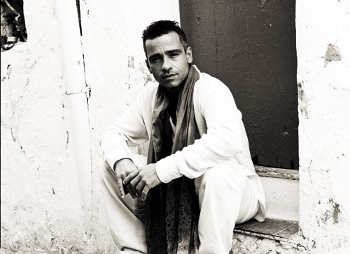 photo eros-bianco-e-nero.jpg